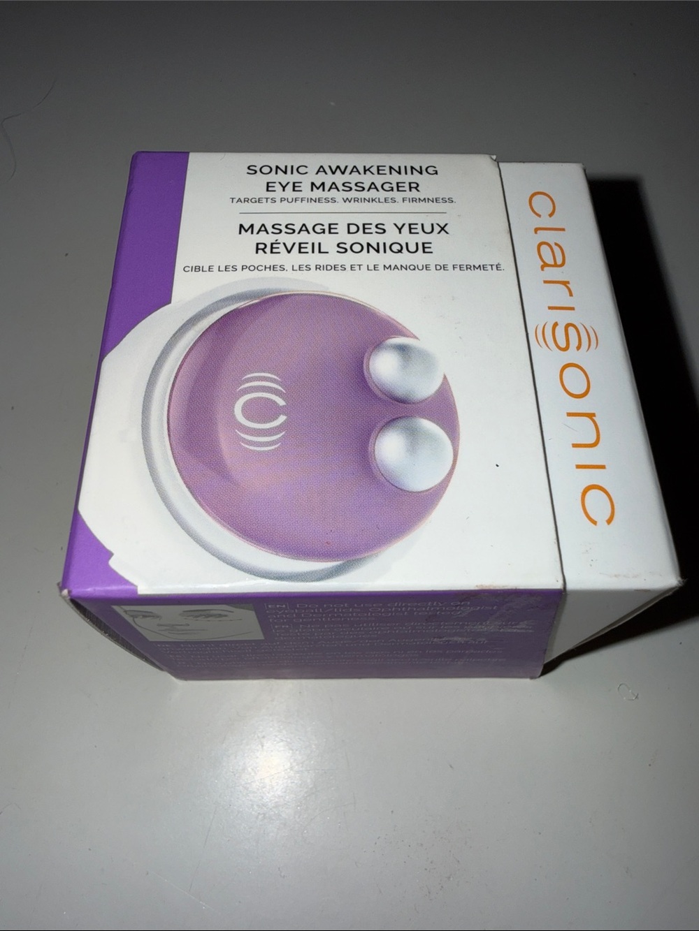 Clarisonic Eye Massager in Purple and White